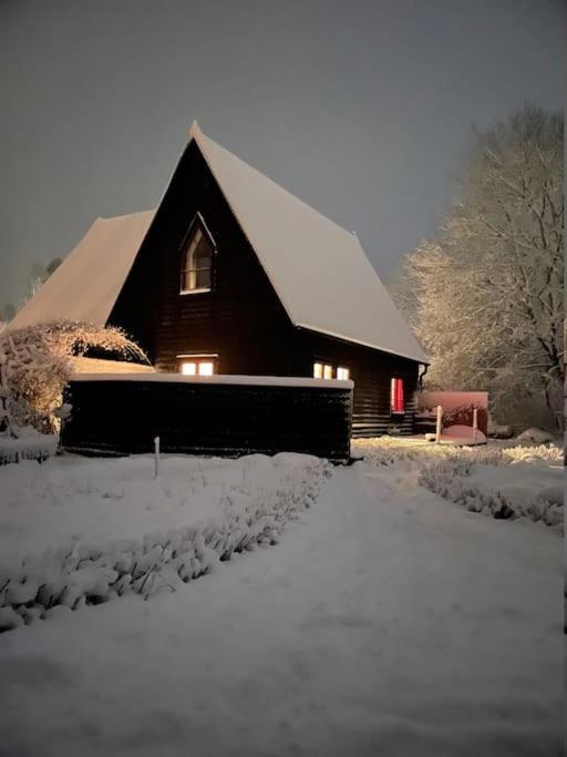 Laengtan Marielund Villa Упсала Екстериор снимка